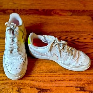Nike Court Vision Women’s Shoes